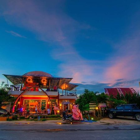 浪漫满屋度假村 Mae Suai 外观 照片