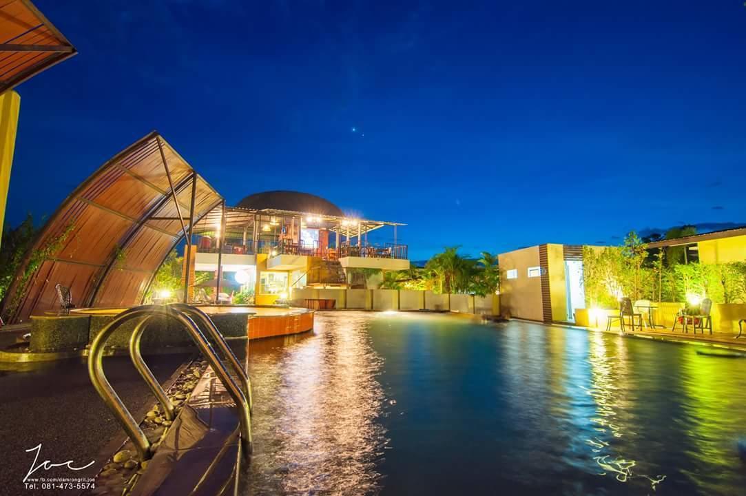 浪漫满屋度假村 Mae Suai 外观 照片