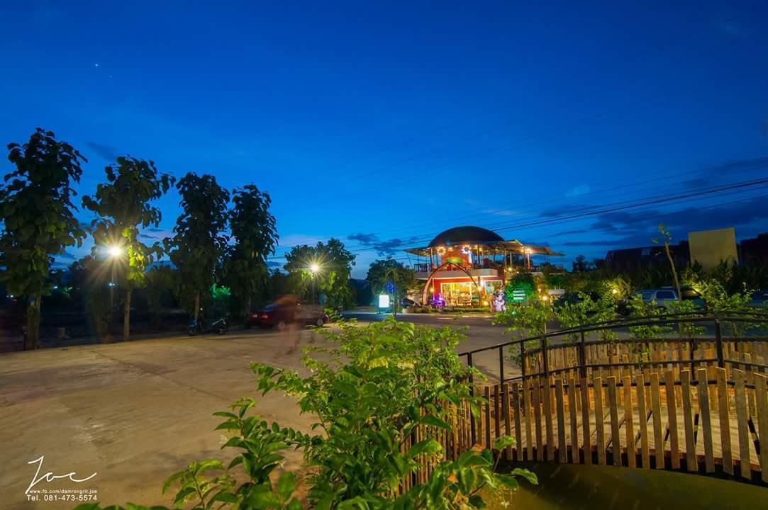 浪漫满屋度假村 Mae Suai 外观 照片